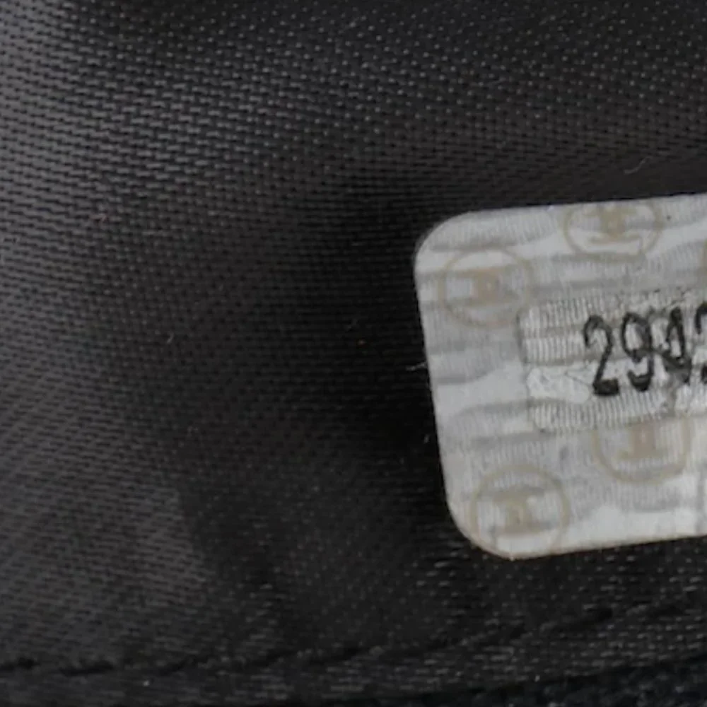 RARE Chanel Vintage Caviar CC Camera Bag - Picture 5 of 5